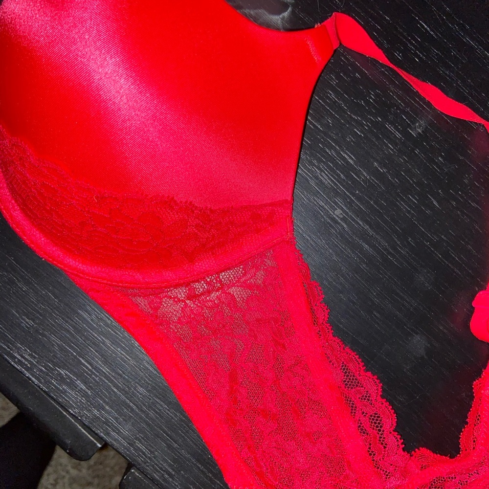 Red Silk/Lace Victorias Secret Bra - image 2